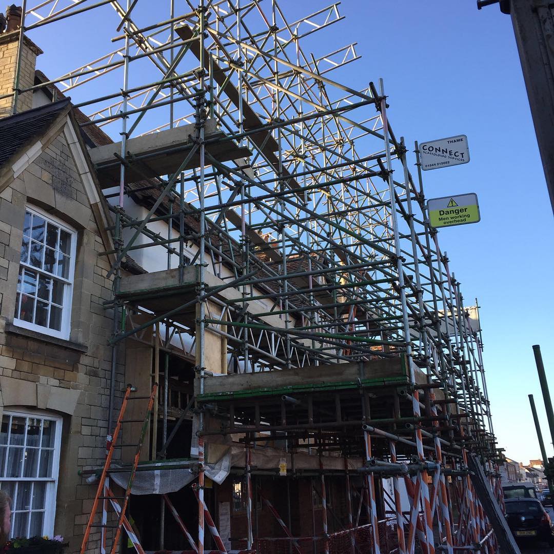 Specialist scaffolding by Connect Scaffolding Services in Thame